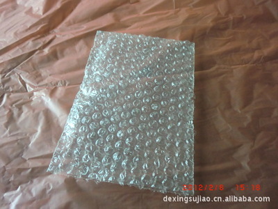 【供應(yīng)防震汽泡帶/環(huán)保氣泡袋/新料氣泡袋/再生料氣泡袋】價(jià)格,廠家,圖片,其他塑料包裝材料,東莞市樟木頭德興塑膠抽粒廠-